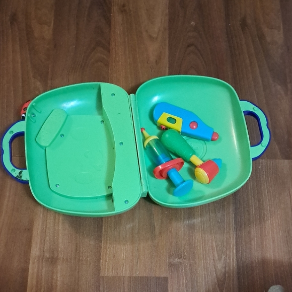 CoComelon Learning Nurse Set - Picture 3 of 3